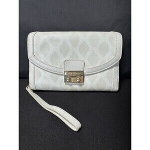 Vera Bradley Ultimate Wristlet Diamonds White Genuine Leather Wallet